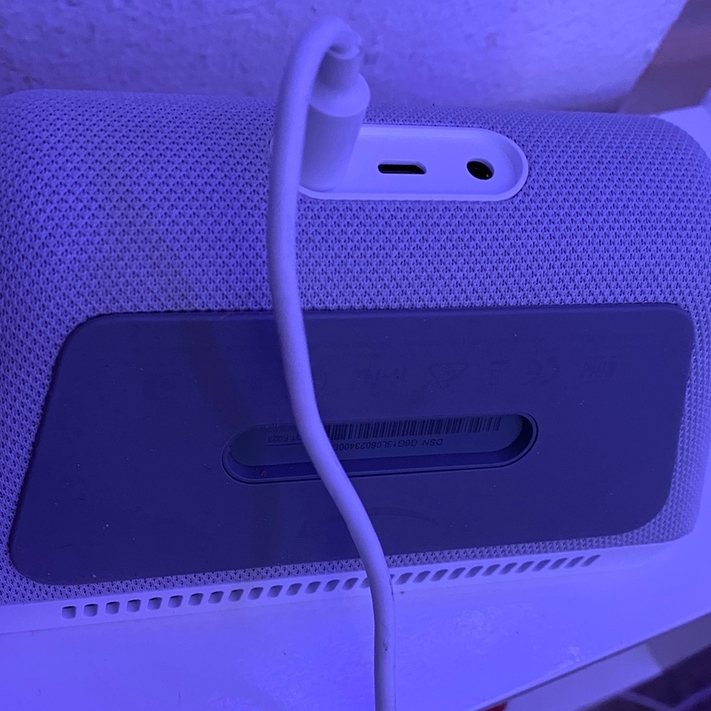Amazon Echo Alexa Mini Screen - Picture 6 of 9